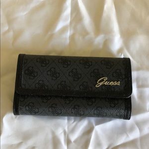 Guess wallet